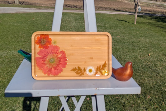 Garden collection :   Beautiful serving tray , wall hanging or simple piece of art .  Made with pressed , dried flowers.